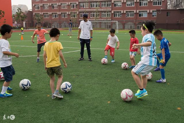 保罗：东契奇和布伦森非常强壮 他们这种慢节奏极难防守